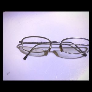 DKNY unisex prescription eyeglass frame